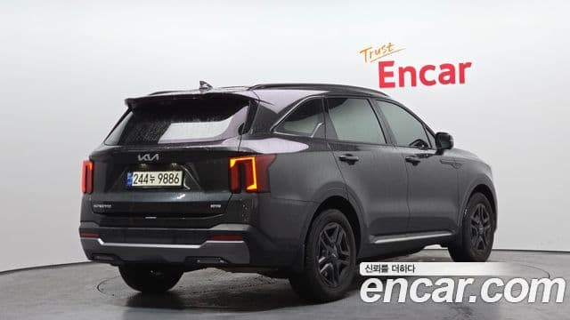 Kia Sorento 2023 — Şəkil 2/20
