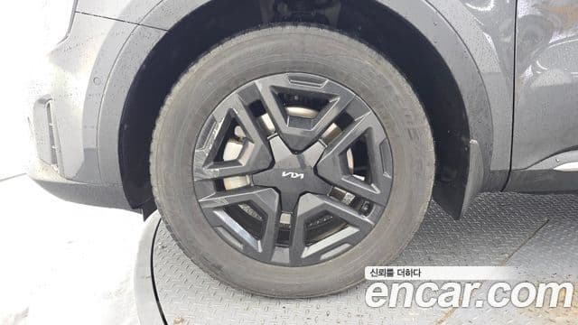 Kia Sorento 2023 — Şəkil 5/20