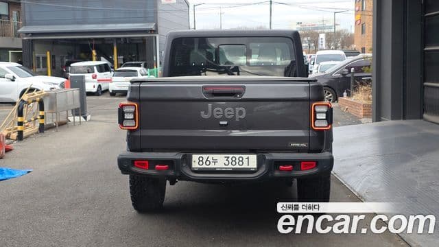 Jeep Gladiator 2021 — Şəkil 8/20