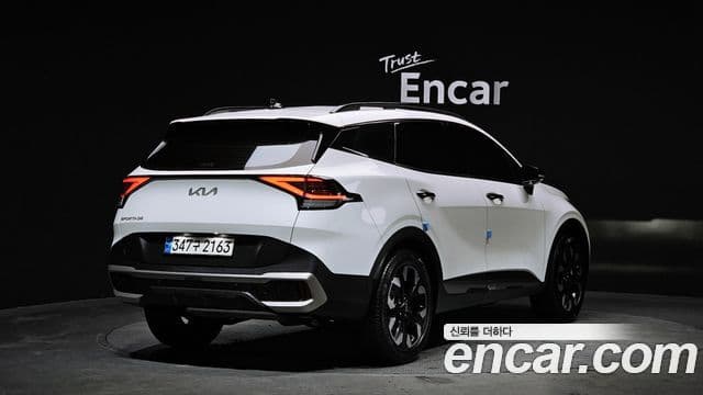 Kia Sportage 2021 — фото 2 из 20