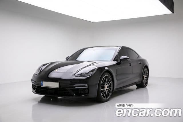 Porsche Panamera 2022 — Photo 12/20
