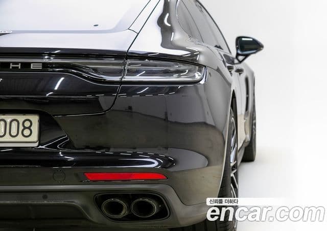 Porsche Panamera 2022 — Photo 16/20