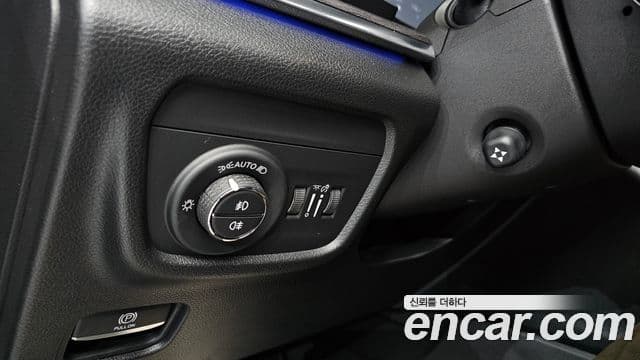 Jeep Grand Cherokee 2023 — Şəkil 13/20