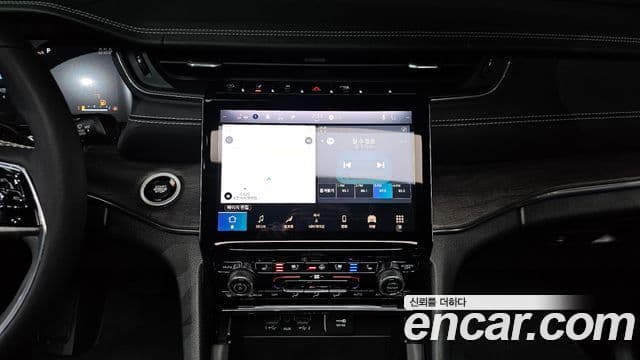 Jeep Grand Cherokee 2023 — Şəkil 15/20