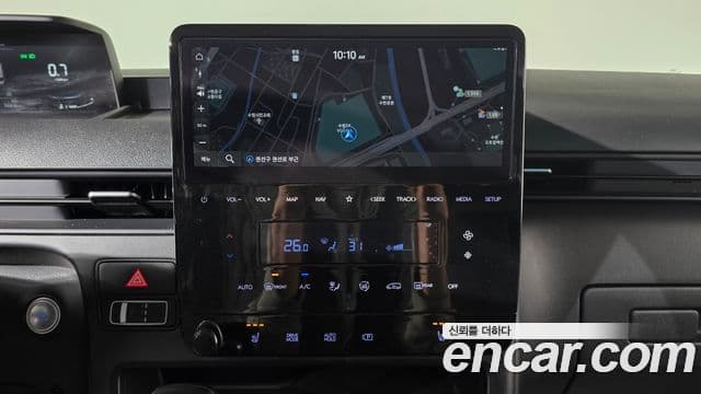 Hyundai Staria 2023 — ფოტო 14/20