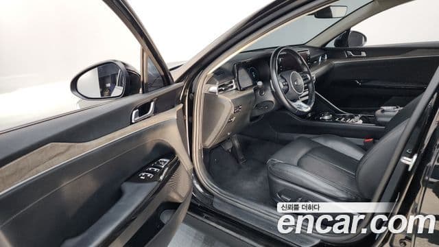 Kia K5 2020 — ფოტო 10/20