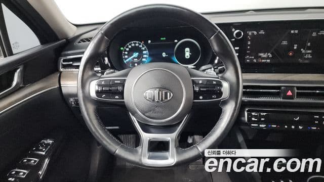 Kia K5 2020 — ფოტო 13/20