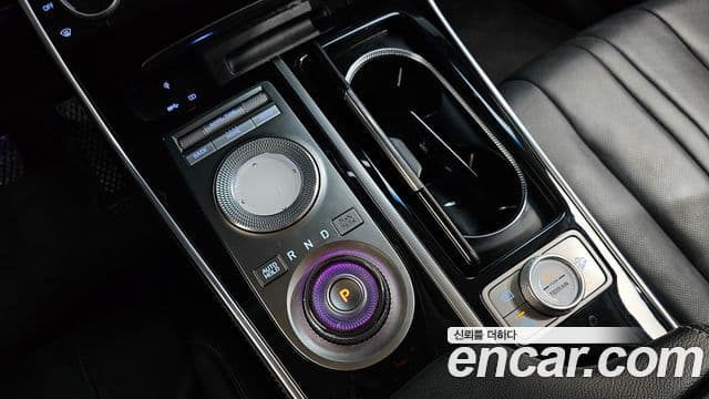 Genesis GV80 2022 — Şəkil 16/20