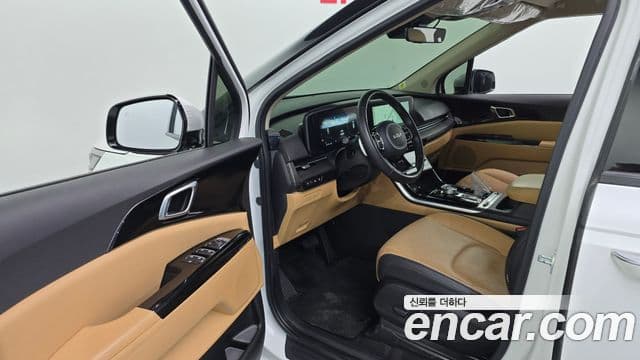 Kia Carnival 2023 — Şəkil 10/20