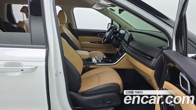 Kia Carnival 2023 — Şəkil 11/20