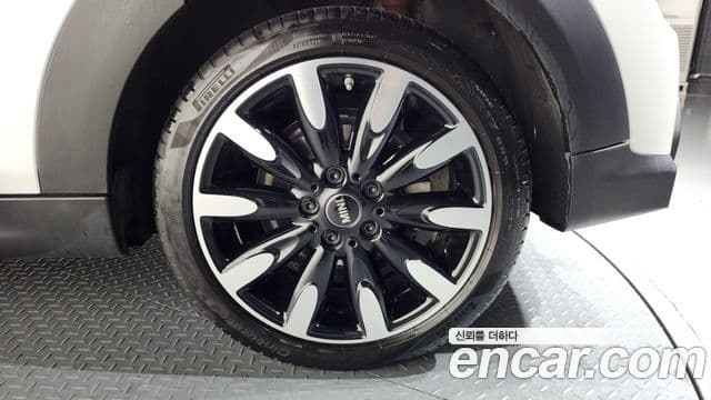 Mini Cooper S 2023 — фото 5 из 20
