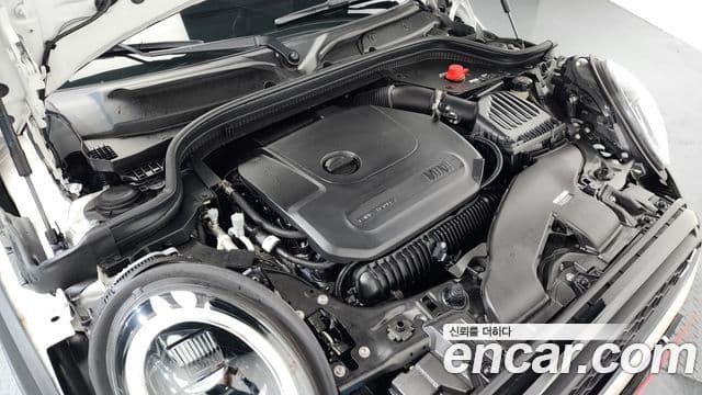 Mini Cooper S 2023 — фото 6 из 20