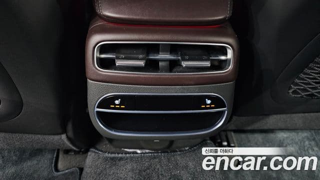 Genesis GV70 2021 — Şəkil 19/20