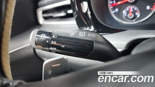 Kia K5 2020 — Şəkil 14/20