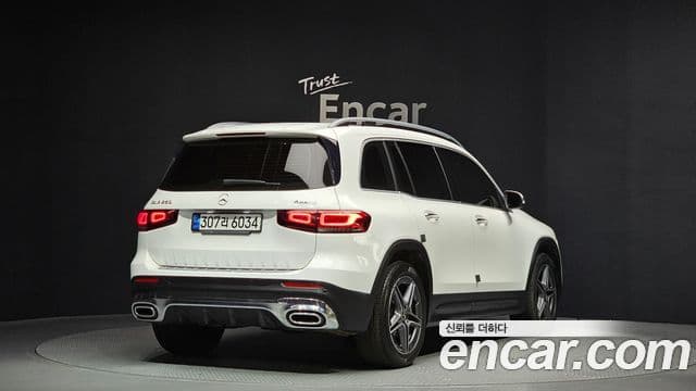 Mercedes-Benz GLB-Class 2020 — Photo 4/20