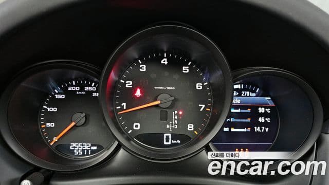 Porsche Macan 2021 — Şəkil 14/20