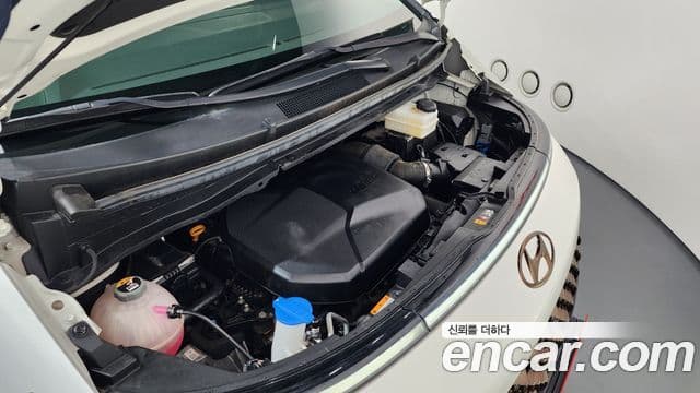 Hyundai Staria 2022 — ფოტო 6/20