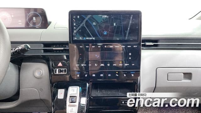 Hyundai Staria 2022 — ფოტო 14/20