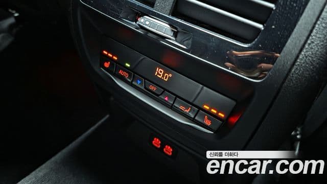BMW X4 2020 — ფოტო 18/20