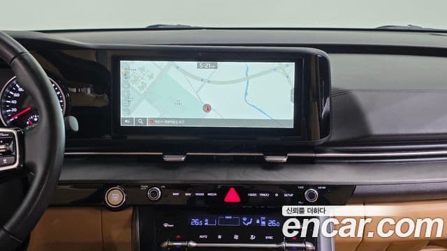 Kia Carnival 2022 — Şəkil 16/20