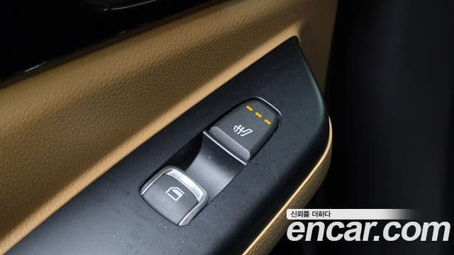 Kia Carnival 2022 — Şəkil 18/20