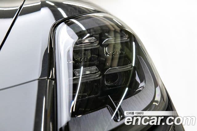 Porsche Panamera 2024 — ფოტო 5/20
