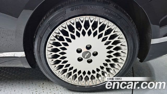 Genesis G80 2021 — Photo 6/20