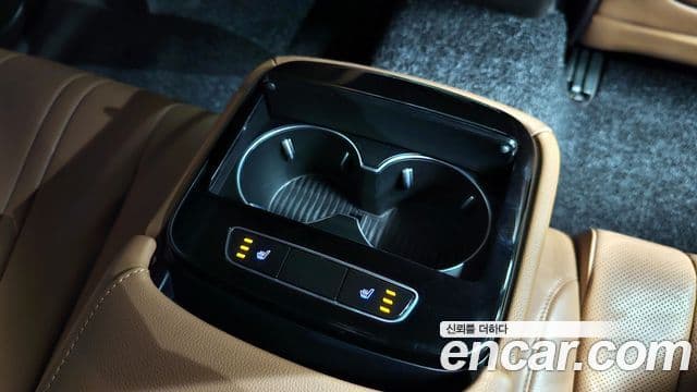 Genesis G80 2021 — Photo 16/20