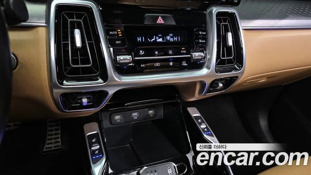 Kia Sorento 2021 — Şəkil 17/20