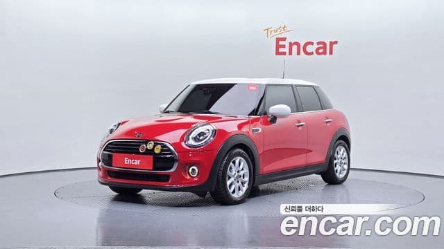 Mini Cooper 2020 — ფოტო 1/20
