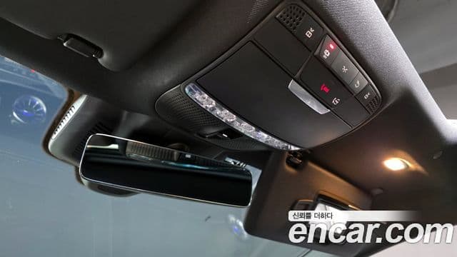 Mercedes-Benz CLS-Class 2021 — Photo 17/20