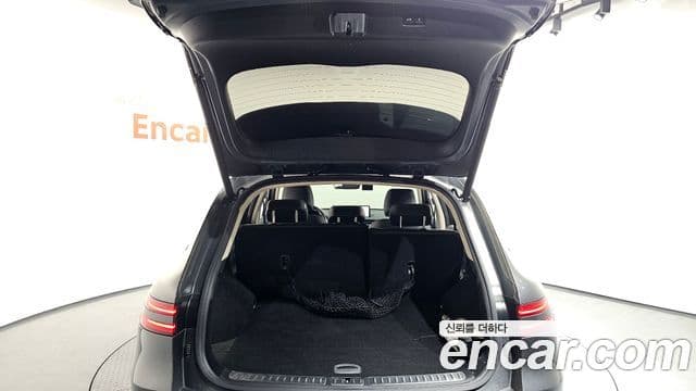 Genesis GV70 2022 — ფოტო 20/20