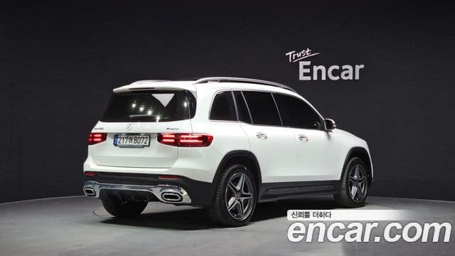 Mercedes-Benz GLB-Class 2024 — Şəkil 2/20