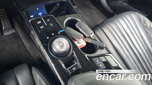 Kia K8 2022 — Şəkil 9/20