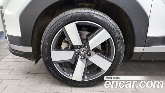 Hyundai Santa Fe 2023 — фото 4 из 20