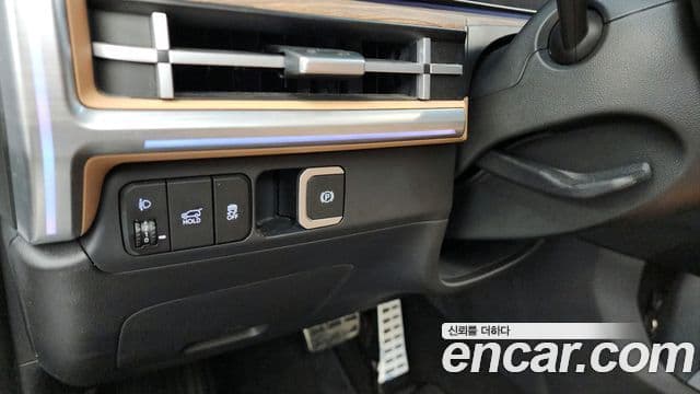 Hyundai Santa Fe 2023 — фото 15 из 20