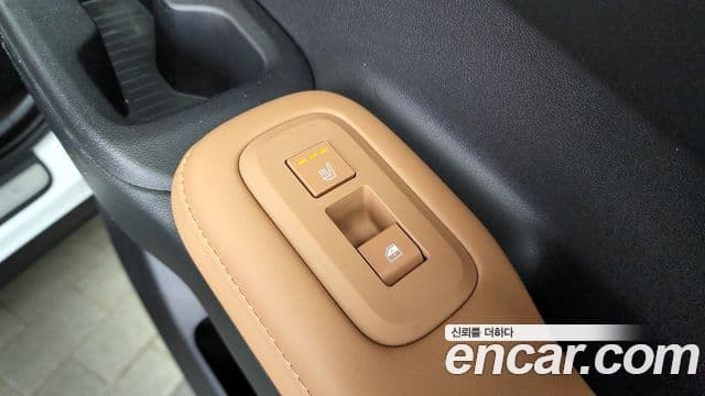 Hyundai Santa Fe 2023 — Şəkil 18/20