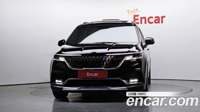Kia Carnival 2020 — ფოტო 3/20