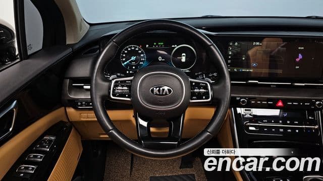 Kia Carnival 2020 — фото 13 из 20