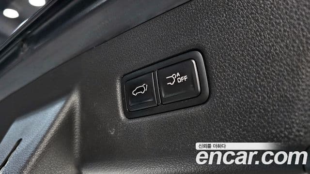 Kia Carnival 2020 — фото 18 из 20