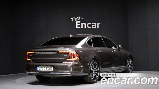 Volvo S90 2021 — Photo 6/20