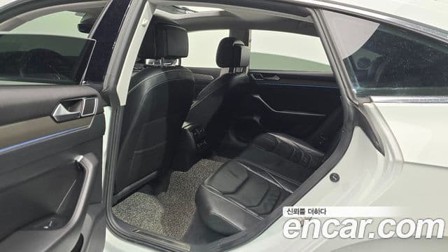 Volkswagen Arteon 2019 — ფოტო 12/20