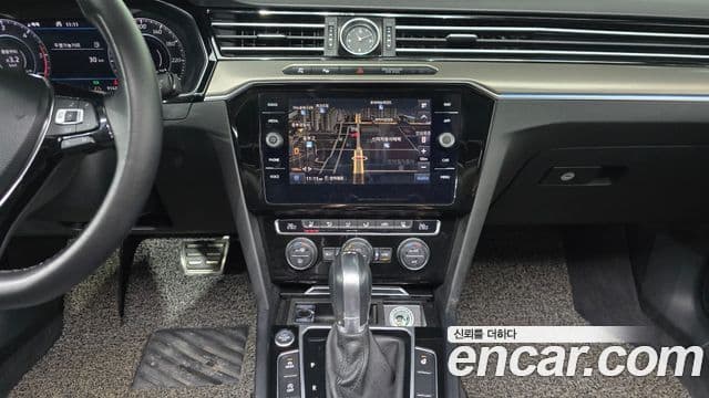 Volkswagen Arteon 2019 — ფოტო 15/20