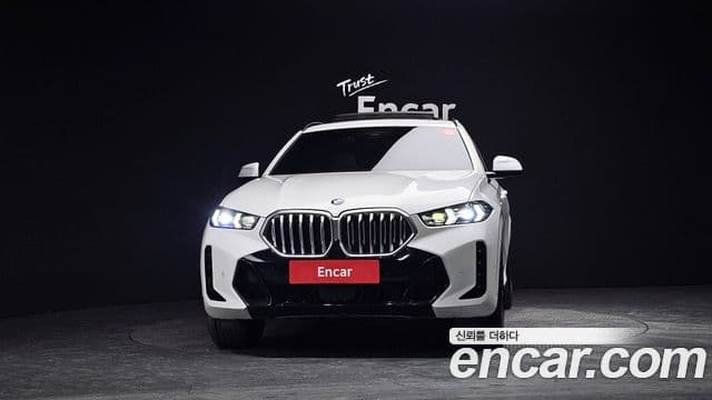 BMW X6 2024 — Photo 13/20
