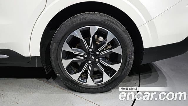 Kia Carnival 2020 — ფოტო 5/20