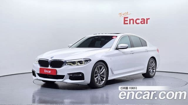 BMW 5 Series 2018 — ფოტო 1/20