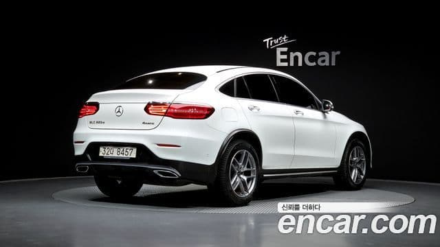 Mercedes-Benz GLC-Class 2018 — Şəkil 2/20