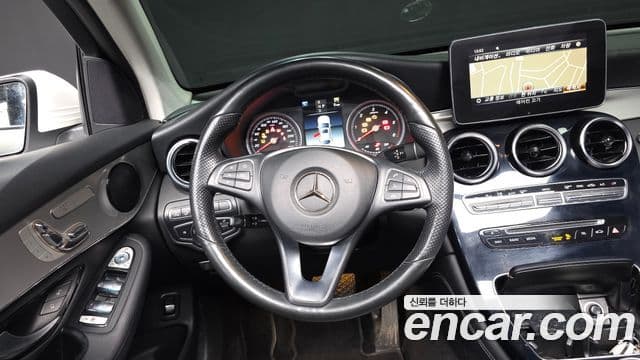 Mercedes-Benz GLC-Class 2018 — фото 13 из 20