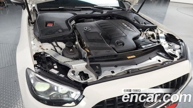 Mercedes-Benz E-Class 2023 — ფოტო 6/20