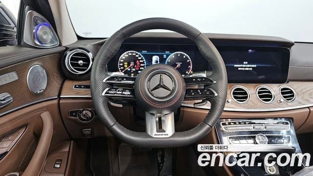 Mercedes-Benz E-Class 2018 — Şəkil 13/20